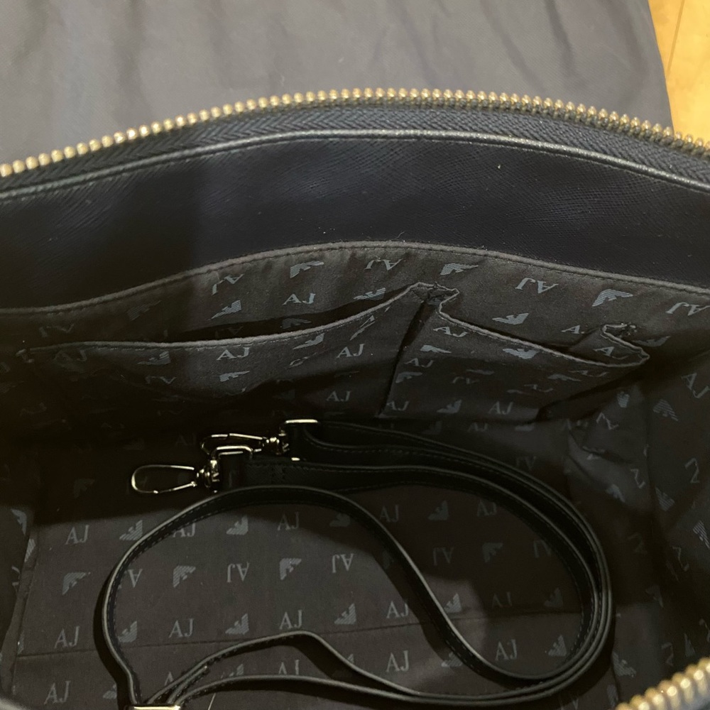 🌺Armani Jeans Navy Blue Handbag - Picture 7 of 16